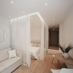 V1 Boutique Rooms, Nilie Hospitality Mgmt Thessaloniki